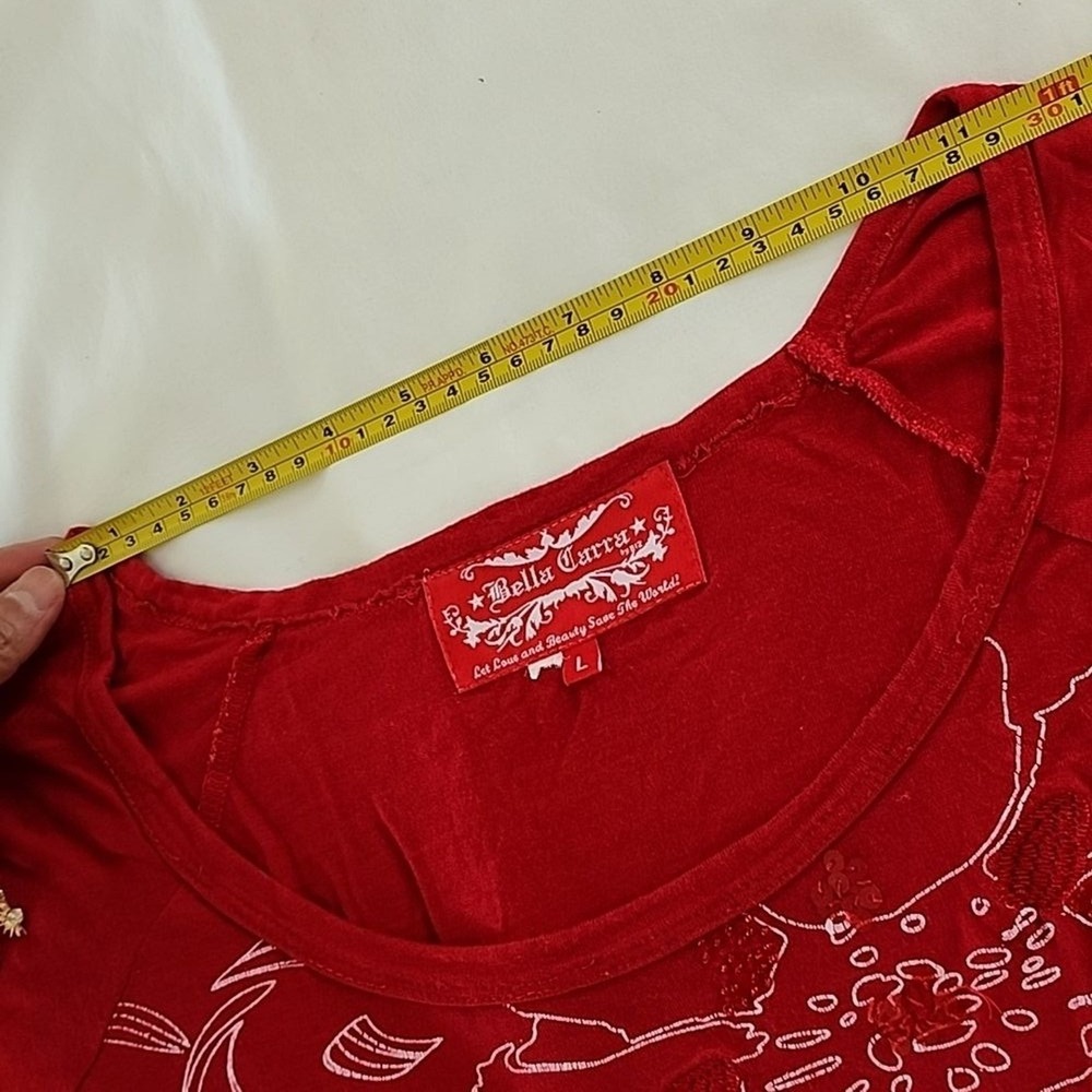 Bella Carra Graphic Tee Women's Large Red Floral Sequin Y2K Boho Embroidered - Picture 5 of 10